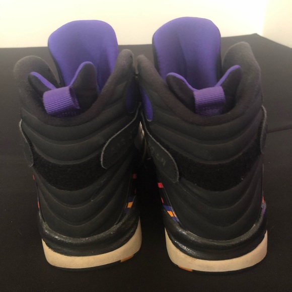Jordan Retro 8’s (3-Peat) - Picture 2 of 7